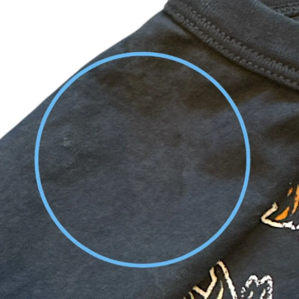 ⭐️Minor Flaw-Daydreamer Guns N' Roses Skull Heads Tee - Picture 5 of 10